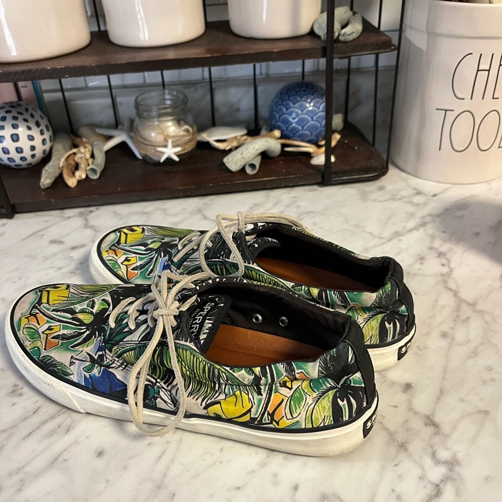 Sperry men’s striper II CVO Tropical Canvas Lace-Up boat shoe - Picture 4 of 7